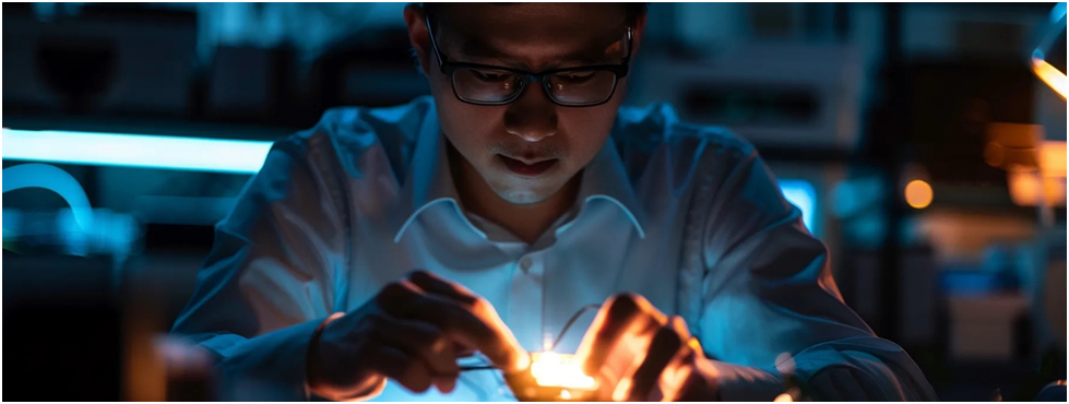 Business Owners: Key Considerations in Selecting an Amazon Aurora Connector for Search